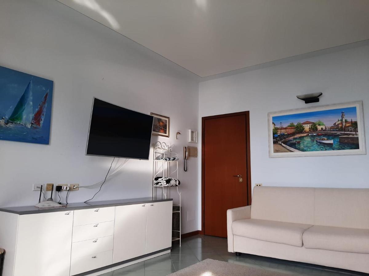 ברדולינו Apartments Rainer - Front Lake מראה חיצוני תמונה