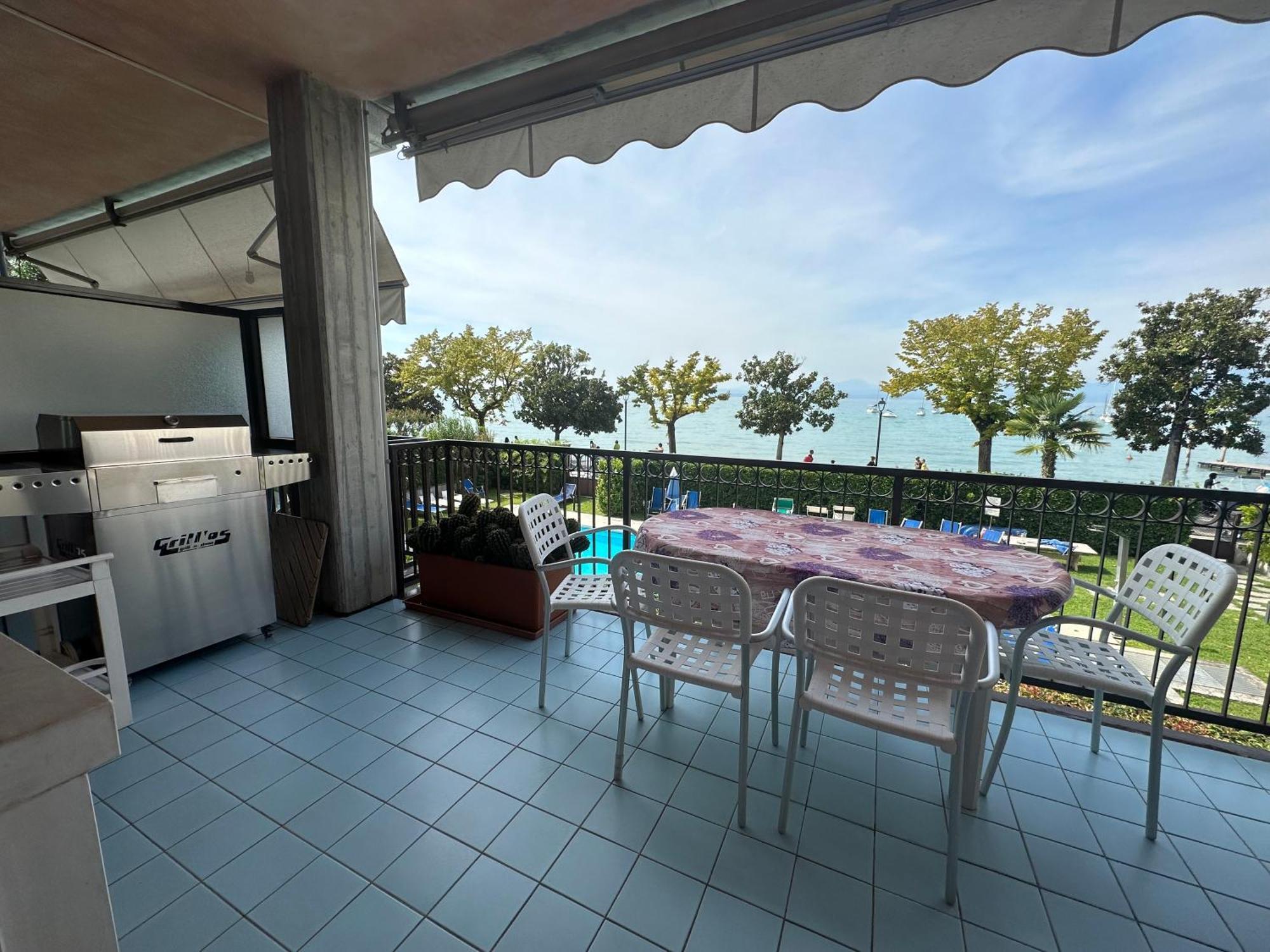 ברדולינו Apartments Rainer - Front Lake מראה חיצוני תמונה