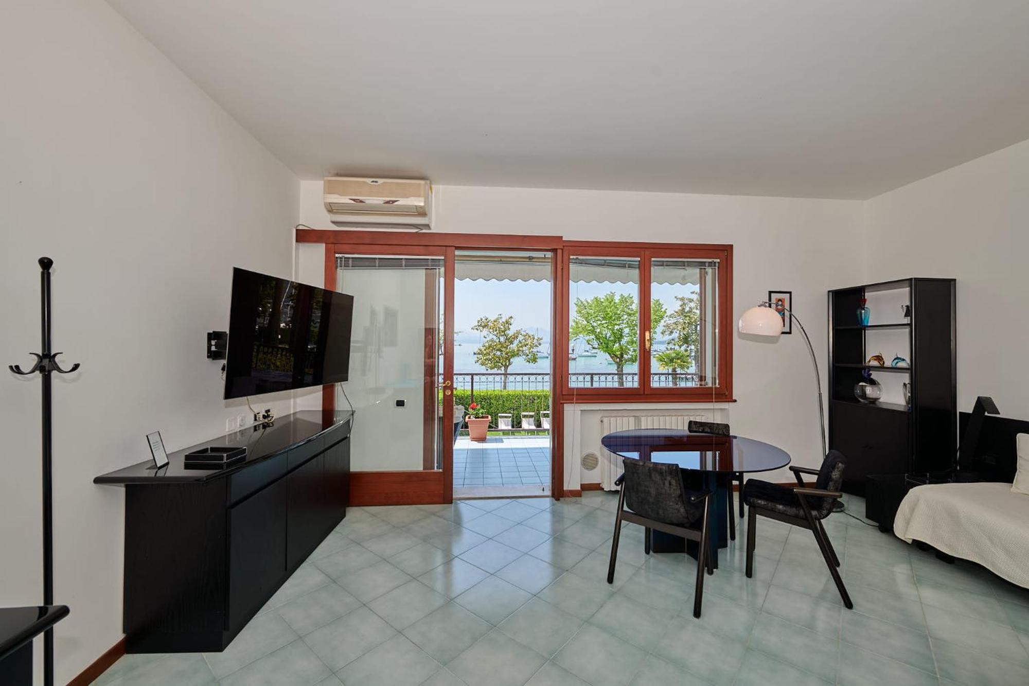 ברדולינו Apartments Rainer - Front Lake מראה חיצוני תמונה